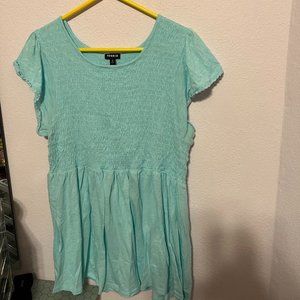 Soft baby blue, baby doll flowy size 2 flutter sleeved blouse